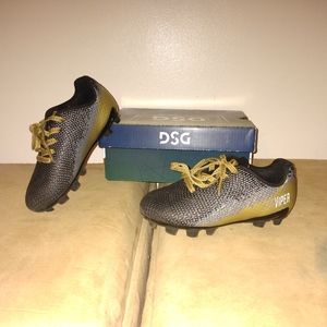 EUC Dick's Sporting Goods Unisex Speed Viper Black & Gold Kids Soccer Cleats 9K